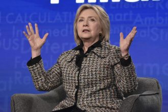 Hillary Clinton advierte que si Trump llega a la presidencia, buscará retirar a EE.UU. de la OTAN